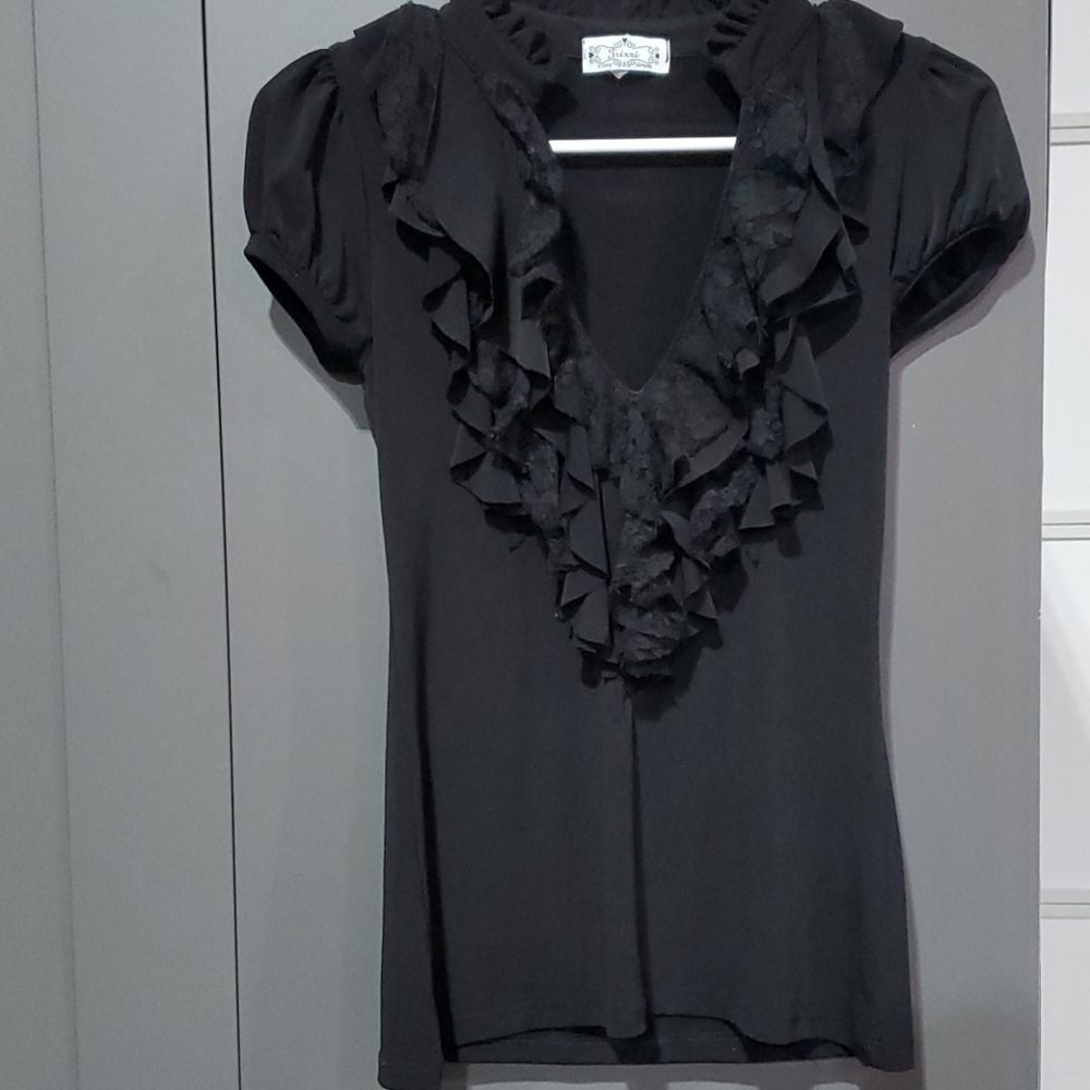 Ruffle blouse - Picture 3 of 5